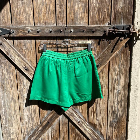 Zara Satin Effect Shorts - Picture 4 of 10